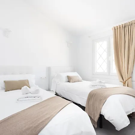 Semesterbostad Home2book Coastal Chic Apt, Huge Private Terrace