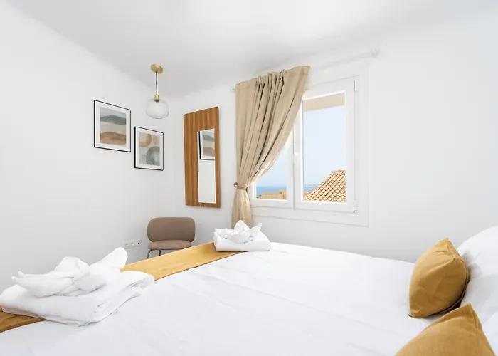 Casa vacanze Home2book Coastal Chic Apt, Huge Private Terrace